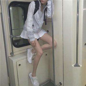 皇座战争无限金币版下载